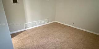 3031 Northeast 21st Terrace Gallery 2