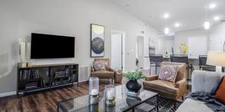 Redwood Bellevue South 25th Street Gallery 4