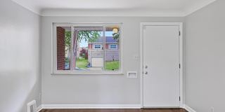 1723 Tuxworth Avenue Gallery 6