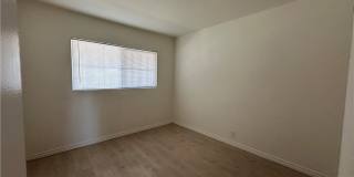 253 E Villa Street Gallery 4