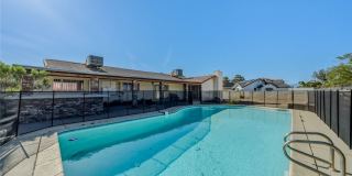 6760 W Oakey Boulevard Gallery 38