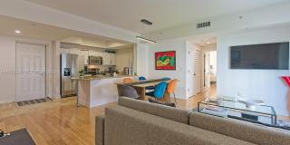 7285 SW 90th St Gallery 1