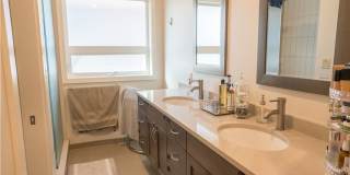 3Bd/2.5Ba Seattle Home Gallery 14
