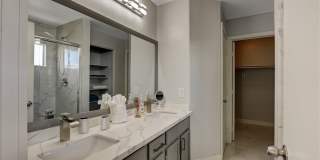 7301 Casa Solar Court Gallery 10