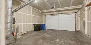 4BR, 2.5 Bath + Loft DuPont Home Gallery 34