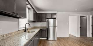 Stunning 3 bedroom home in Brookline available July 1! Gallery 1