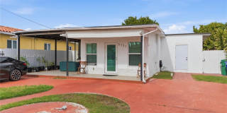 5737 SW 6th St Gallery 1