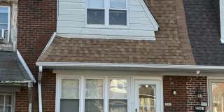 Beautiful 3 Bedroom Home – Updated & Move In Ready Gallery 1