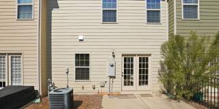3 Bed/2.5 Bath Townhouse for RENT! Gallery 4