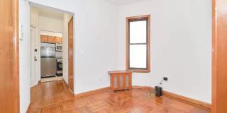 796 Ninth Avenue Gallery 5