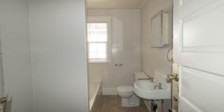 2 Bedroom House Just Steps From Downtown & Campus 2 Bedroom House Just Steps From Downtown & Campus Gallery 13