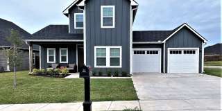 This BEAUTIFUL Craftsman 3 bedroom, 2 and a half bath home is located in Magnolia Village behind the Sherman Town Center for easy convenience to all your shopping and dining needs! Gallery 1