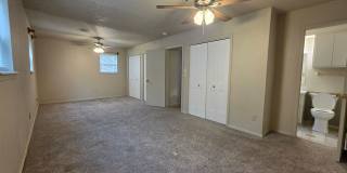 Cute 4 bedroom home in Shawnee Gallery 24