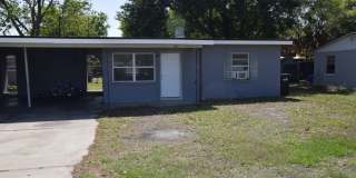 2 Bedroom 1Bath Duplex For Rent at 104 W Lancaster Road Orlando, FL 32824 Gallery 3