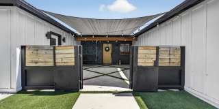 4329 E HUBBELL Street Gallery 4