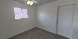 Large 4 Bed 2 Bath House Gallery 13