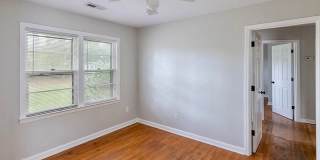 4 Bedroom 2 Bath House in Lawton Bluff - James Island Gallery 7