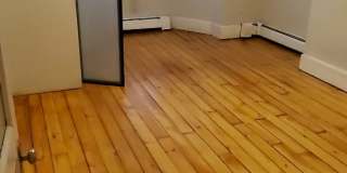 710 6th St Gallery 5