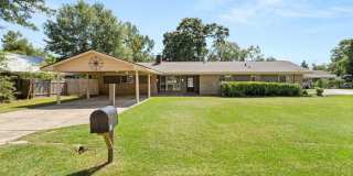 111 Henderson Street Gallery 1
