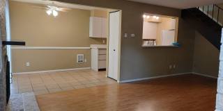 Steilacoom Gardens (HOA), 2 bedroom, 1 bath Townhome Style Condo. $300 off of the 1st full month rent! Steilacoom Gardens (HOA), 2 bedroom, 1 bath Townhome Style Condo. $300 off of the 1st full month rent! Gallery 24