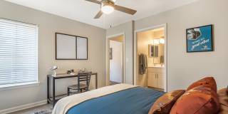 Village Green - Student Housing Gallery 13