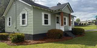 81 Simmons Circle Gallery 1