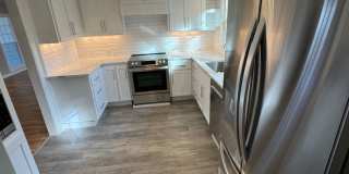 Fully Renovated 4 Bed Home w/ Fenced Backyard, W/D's in Unit. Gallery 19