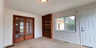 Great house in great location Gallery 8