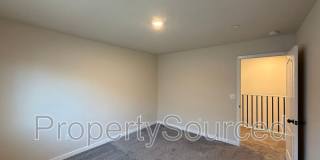 936 W Alameda St Gallery 21