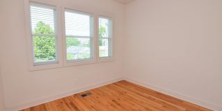 411 McAdoo Ave. Gallery 16