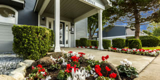 Meadowbrook Apartments Gallery 10