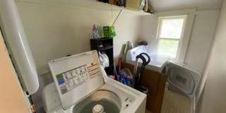 3 Bedroom 1 Bath House - Close to Downtown Iowa City Gallery 13