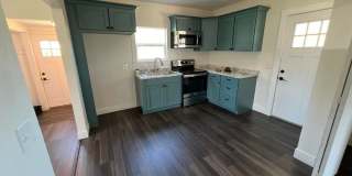 900 Robbins Street Gallery 1