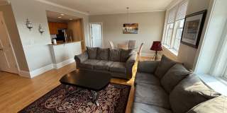 402 North Main Street Gallery 16