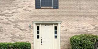 Spacious 2-Bedroom Townhome Gallery 1