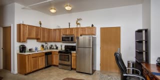 The Lofts at 5 Lyon Gallery 10