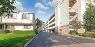 Fully Remodeled 2bedroom near downtown Gallery 26