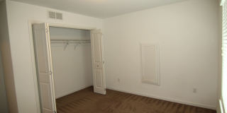 4 bed/3 bath Split-foyer. Great Location! Gallery 9