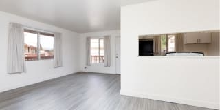 Garden Hill Apartments Gallery 46