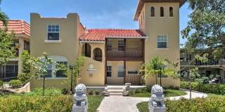 407 S Lakeside Drive 407 S Lakeside Drive Gallery 1