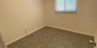 4th of July MOVE IN SPECIAL! $500.00 off your first month's rent if you move in by July 4th! Gallery 15