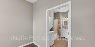 1425 Northeast 61st Avenue - 1 Gallery 14
