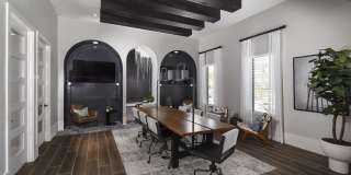 Austin Avenue Gallery 13