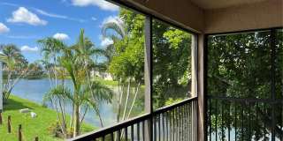 820 N Franklin Ave Gallery 16