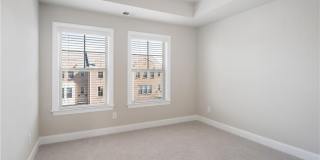 1758 Samantha Bend Gallery 21