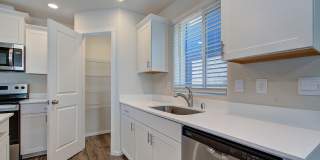 Spacious 4bd 2.5ba Brand New Home - Avail Now! Gallery 12