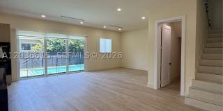 3326 Elizabeth St Gallery 18