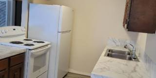 2 Bedroom, 1 Bathroom Apartment In Canyonville. Gallery 1