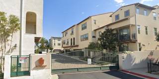 Newer Built Townhome with Solar in Gated Community! Pet-Friendly! Gallery 1