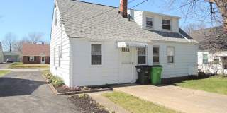 Spacious 4-Bedroom Bungalow for Rent in Euclid! Gallery 9